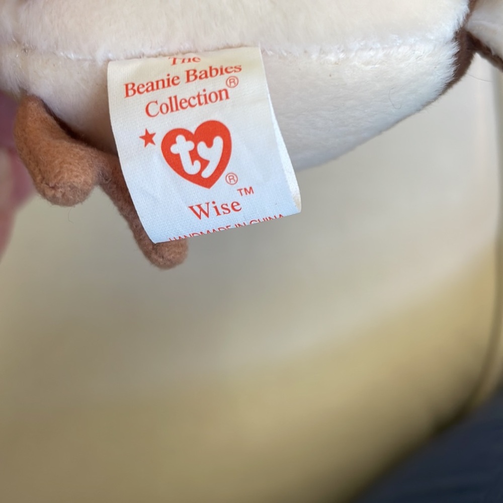 TY Beanie Baby Wise the Owl class of 98 - Picture 5 of 9